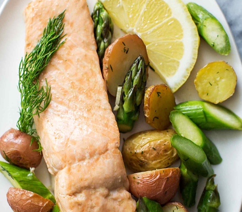 Oven-roasted Salmon, Asparagus, And New Potatoes – Rell & Renn Seafood 